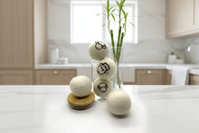 Load image into Gallery viewer, Wool Balls for Laundry Dryer